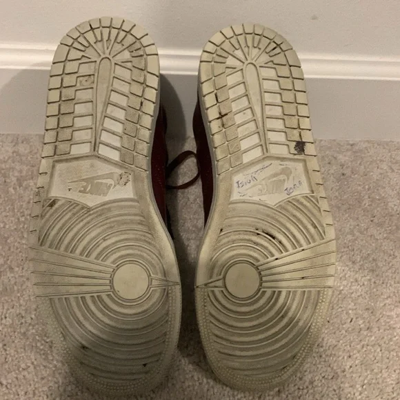 Air Jordan 1 Flight 4 ‘Night Maroon’ - Picture 5 of 5